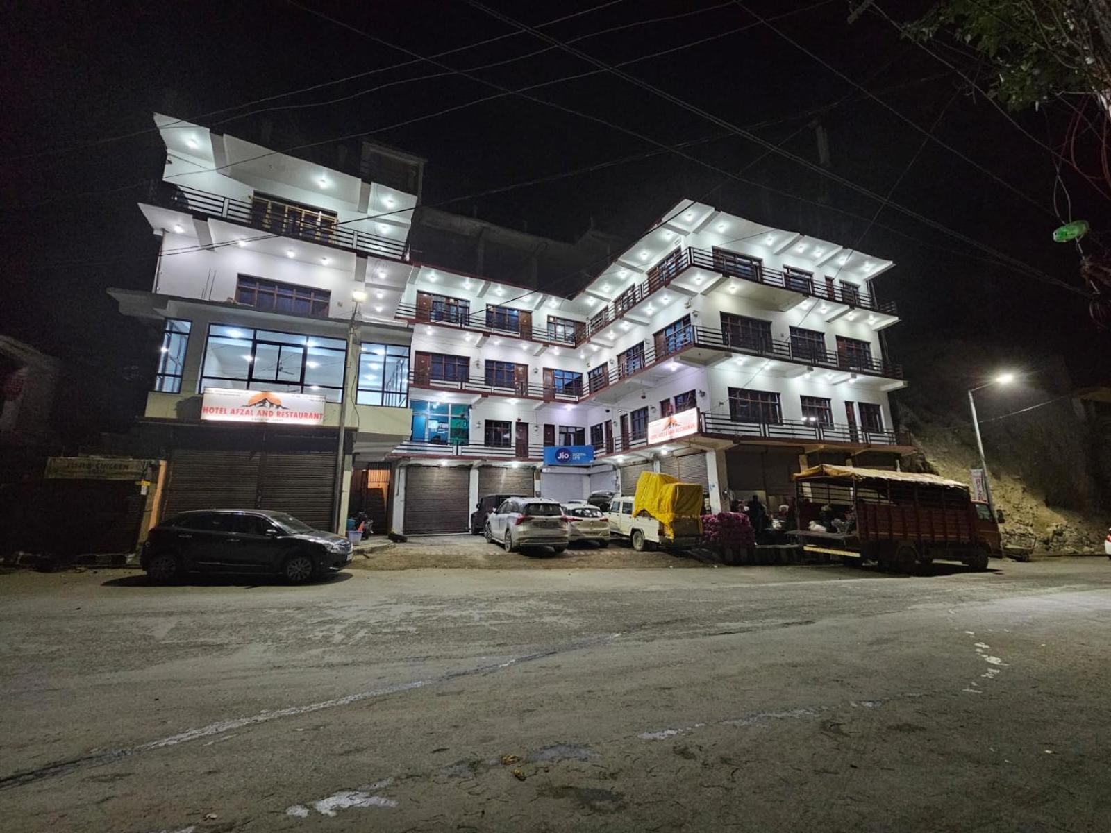 Hotel Afzal And Restaurant Kargil Εξωτερικό φωτογραφία